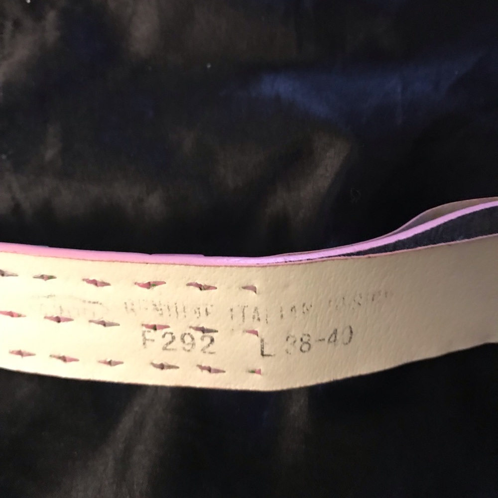 Stylish Belt - Picture 3 of 4